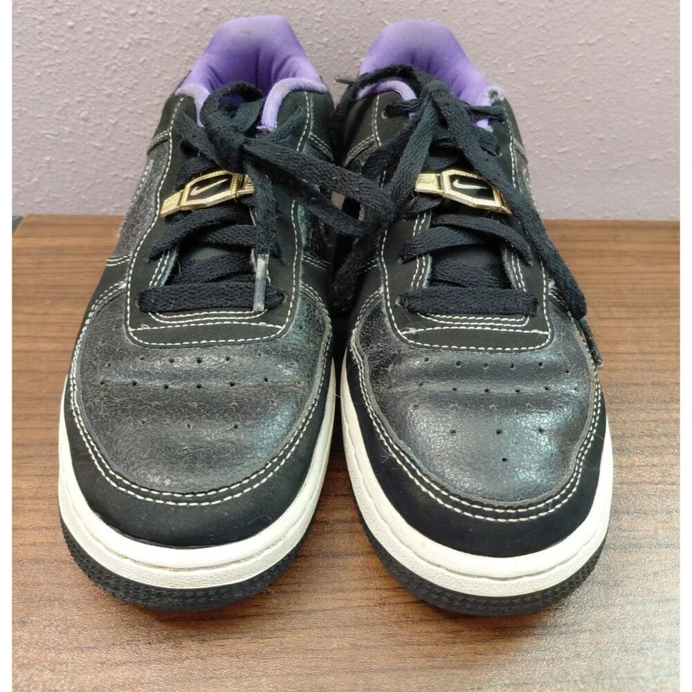 Nike Airforce 1 Black And Purple Kids Size 5Y Lace Up